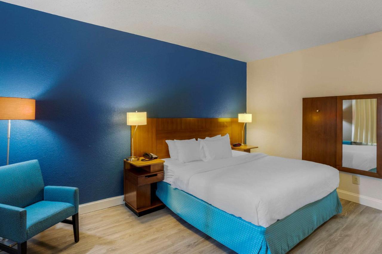Comfort & Mt Laurel-philadelphia Hotel